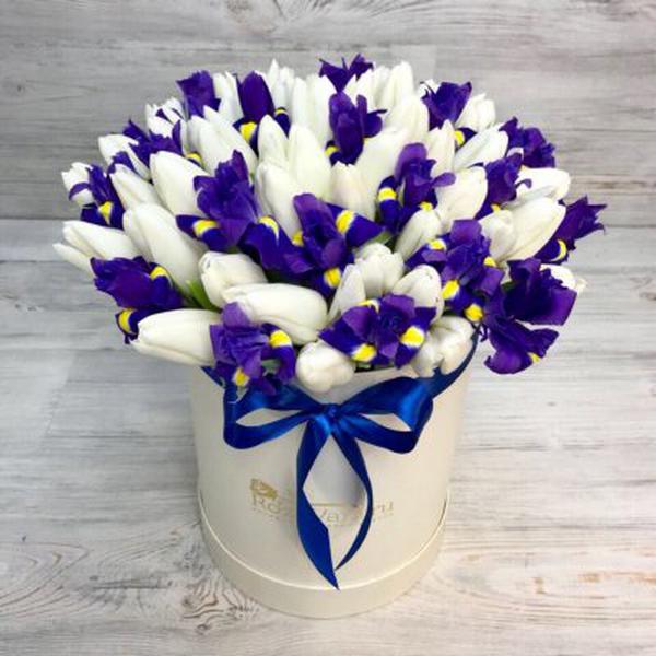Сочетание тюльпанов с другими цветами в букете