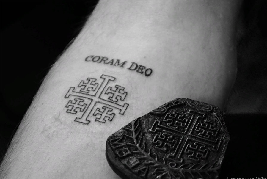 Татуировки с христианской символикой